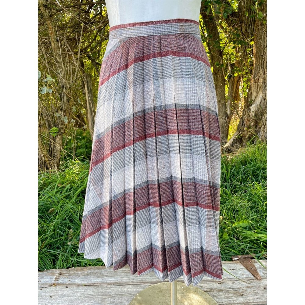 Vintage 70's wool Blend Plaid Pleated Skirt Size 5